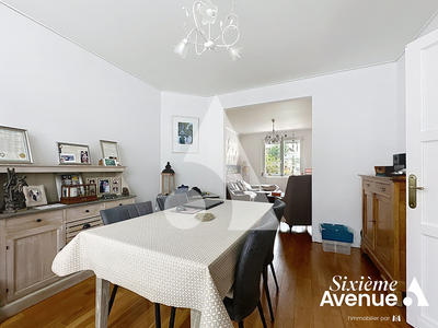 Maison - 133 m² - 6 pièces