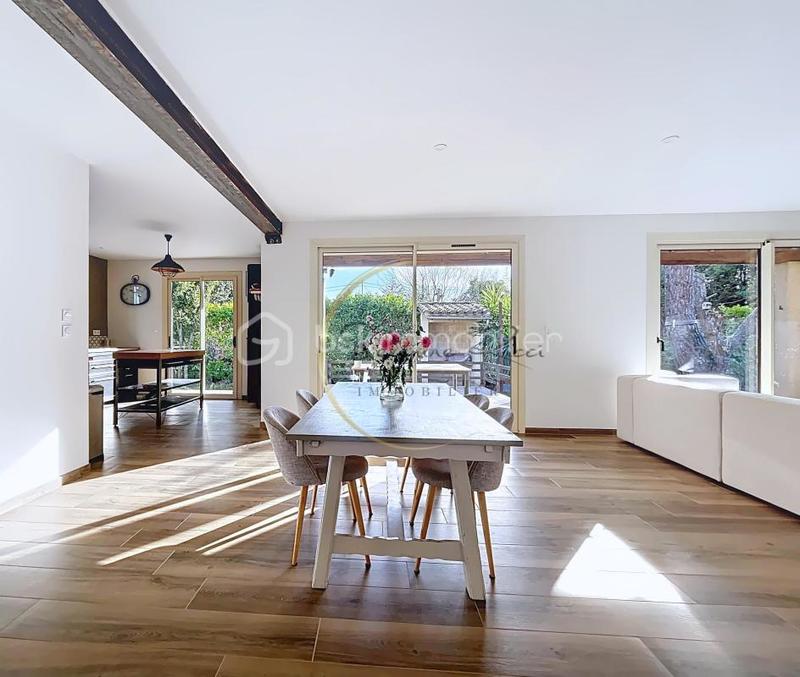 Villa - 170 m² - 6 pièces