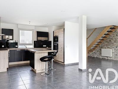 Maison - 103 m² - 5 pièces