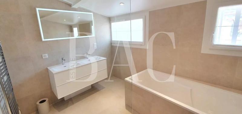 Appartement - 115 m² - 4 pièces