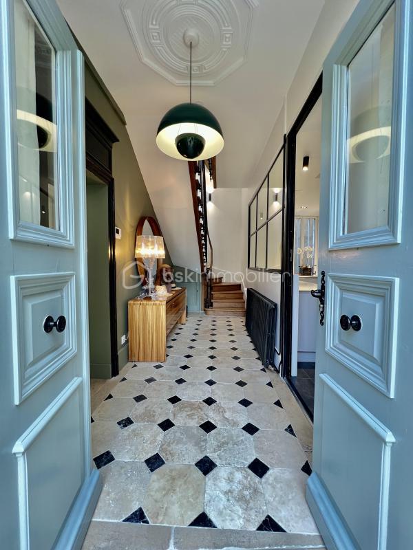 Maison - 148 m² - 7 pièces