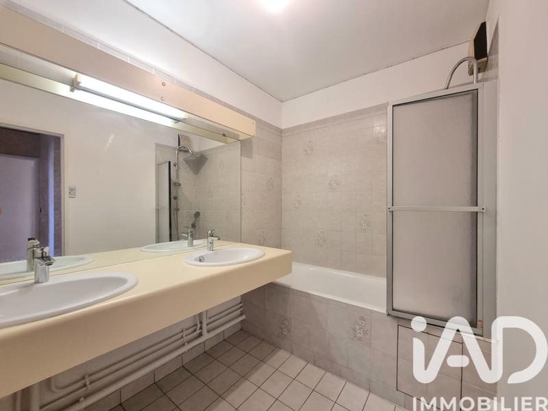 Appartement - 81 m² - 4 pièces