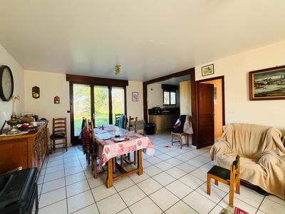 Maison - 112 m² - 8 pièces