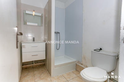 Studio - 24 m² - 1 pièce