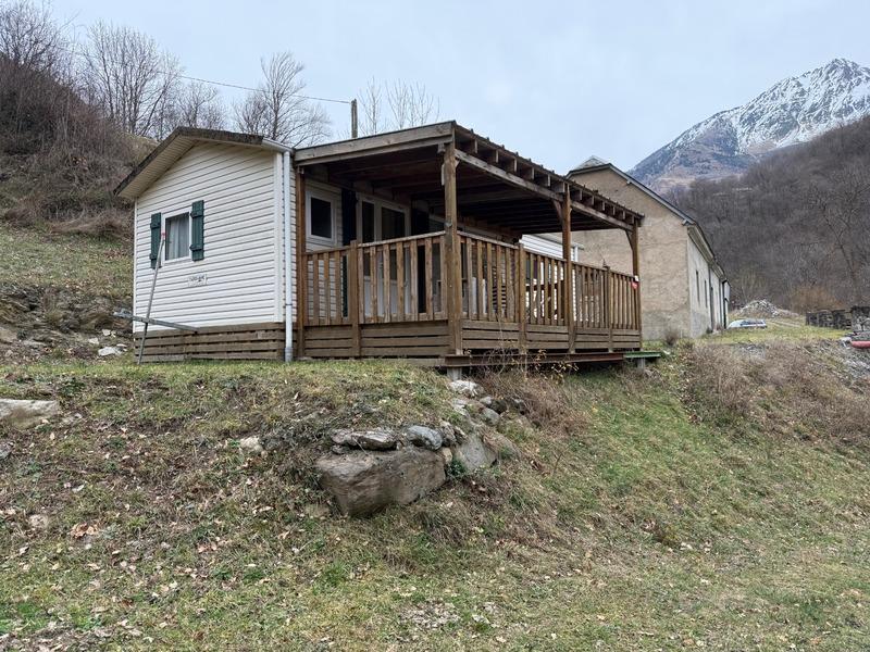 Propriété - 100 m² - 3 pièces