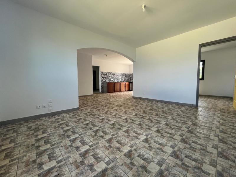 Appartement - 90 m² - 3 pièces