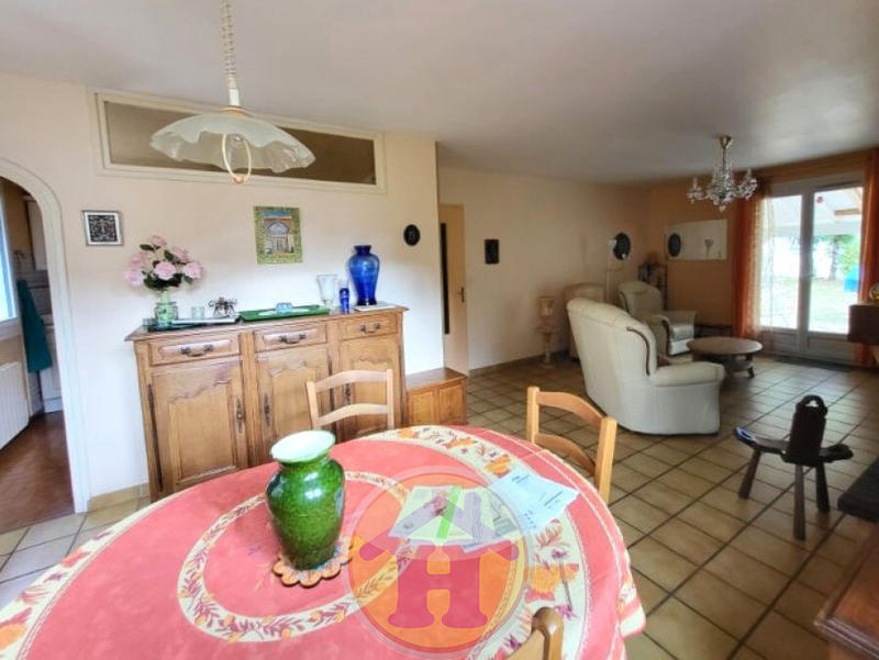 Maison - 92 m² - 5 pièces