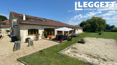 Maison - 473 m² - 12 pièces