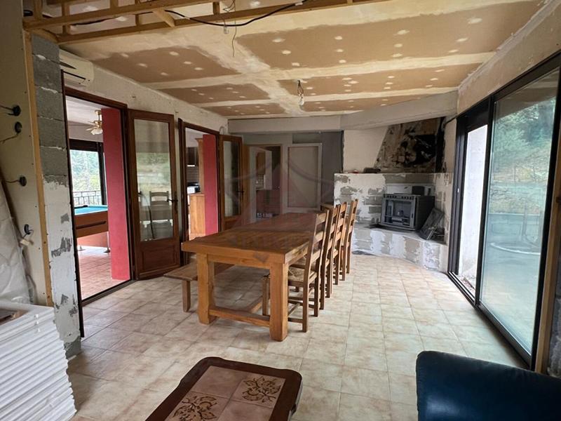 Villa - 141 m² - 4 pièces