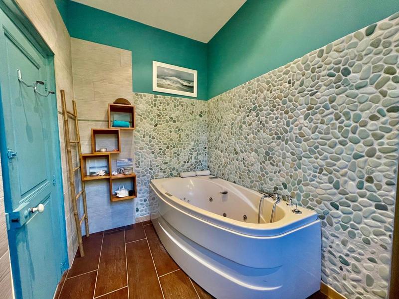 Manoir - 370 m² - 7 pièces