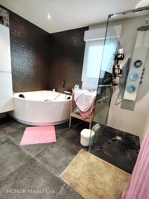 Villa - 130 m² - 5 pièces