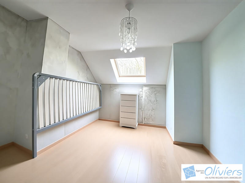 Maison - 97 m² - 6 pièces