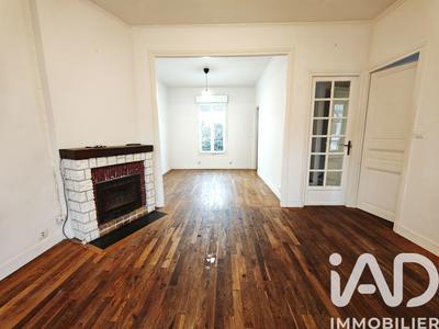 Maison - 104 m² - 4 pièces