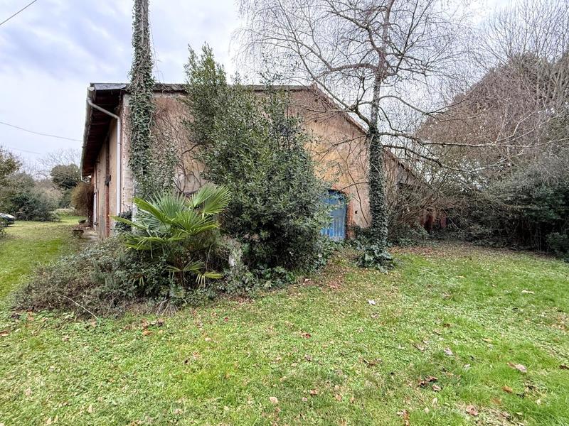 Mas - 800 m² - 13 pièces