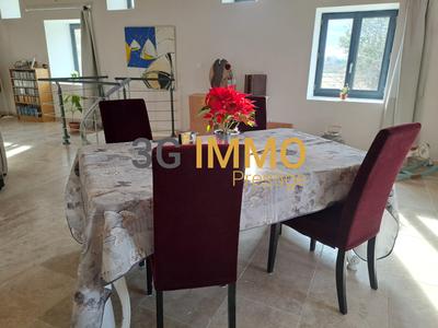 Corps de ferme - 198 m² - 9 pièces