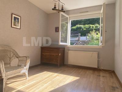 Maison - 101 m² - 5 pièces