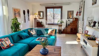 Maison - 217 m² - 7 pièces