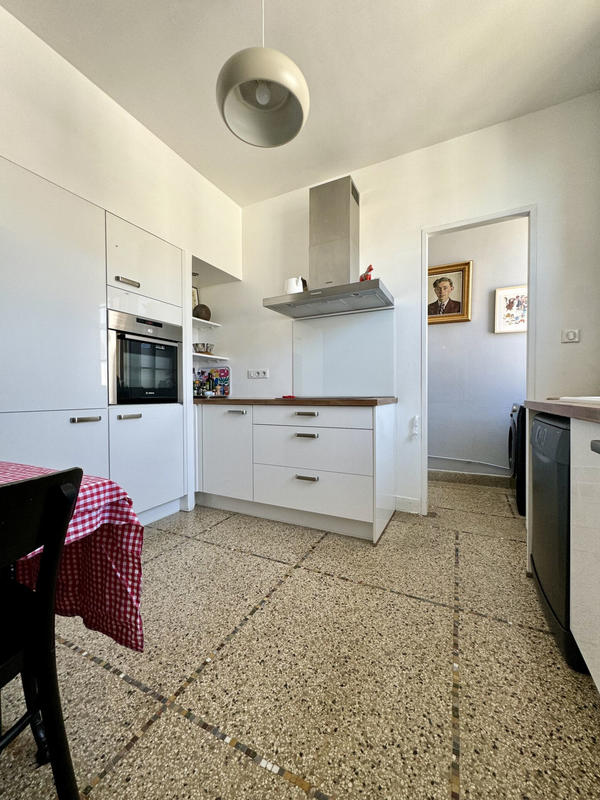 Appartement - 96 m² - 4 pièces