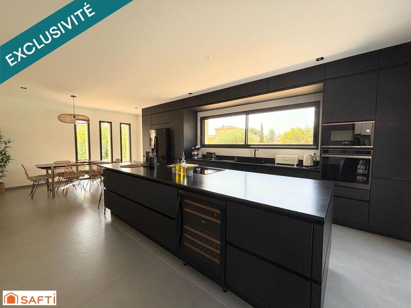 Maison - 314 m² - 6 pièces