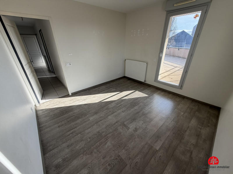 Appartement - 98 m² - 5 pièces