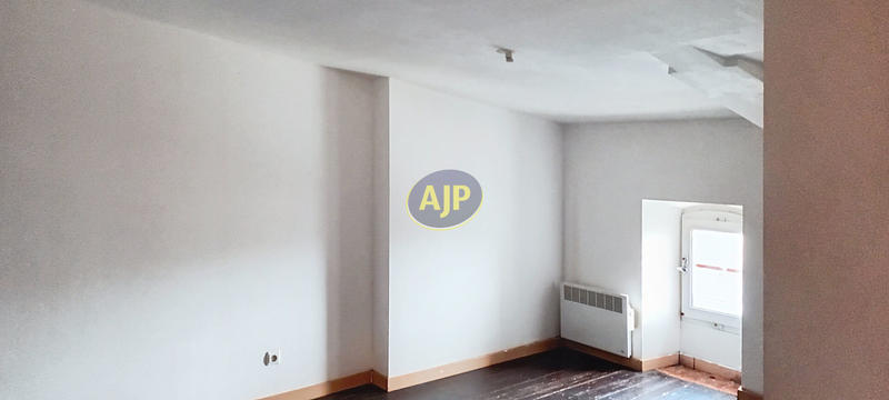 Maison de ville - 80 m² - 4 pièces