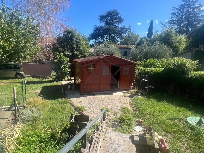 Villa - 221 m² - 9 pièces