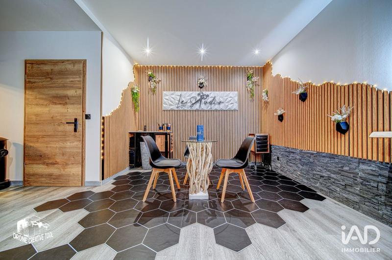 Local commercial - 101 m²