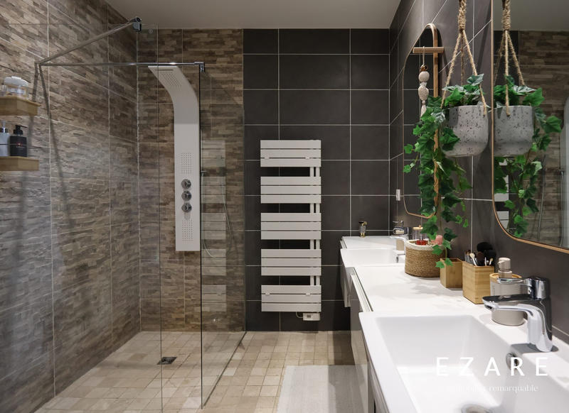 Maison - 210 m² - 5 pièces