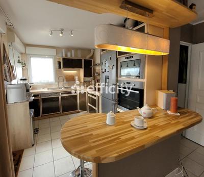 Appartement - 100 m² - 5 pièces