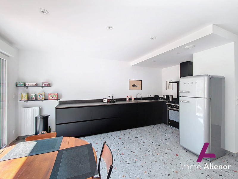 Maison - 88 m² - 4 pièces