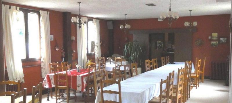 Maison - 453 m² - 12 pièces