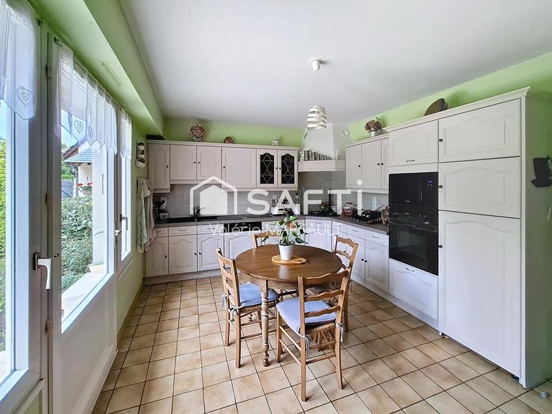 Maison - 185 m² - 6 pièces