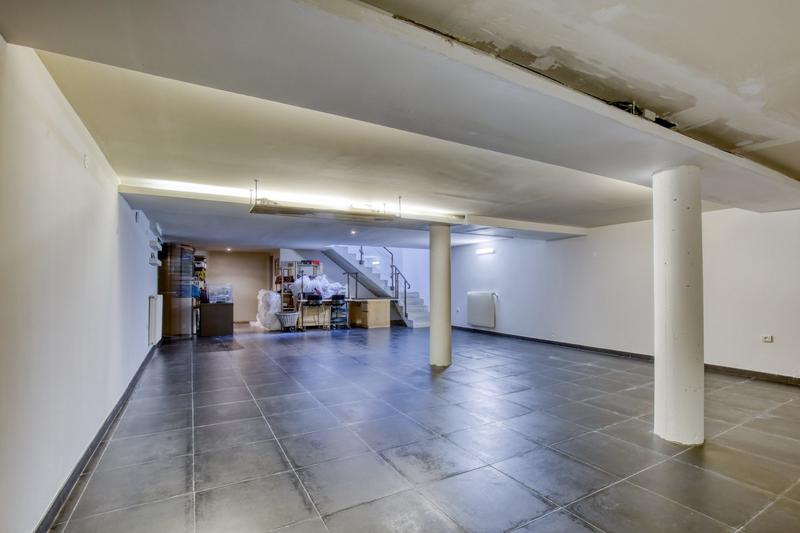 Maison - 167 m² - 6 pièces