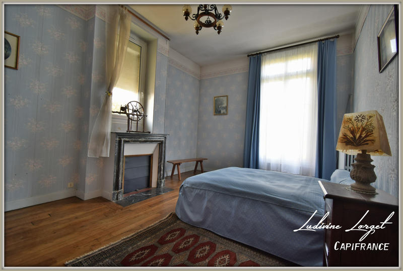 Corps de ferme - 336 m² - 10 pièces