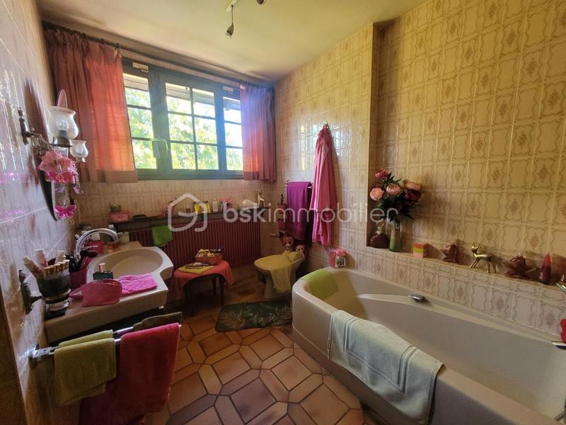 Demeure - 370 m² - 10 pièces