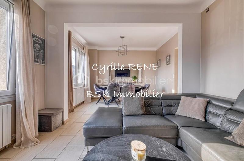 Maison - 160 m² - 7 pièces