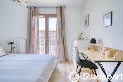 Chambre - 9 m² - 1 pièce