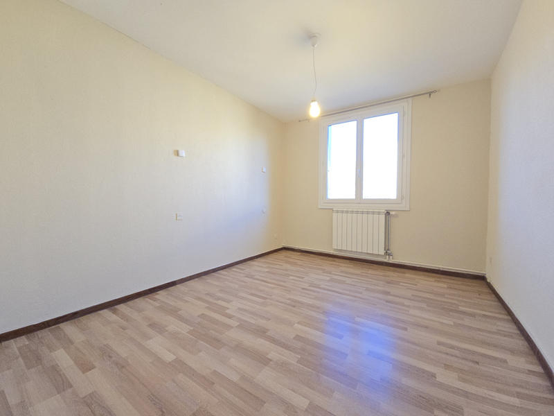 Appartement - 98 m² - 5 pièces