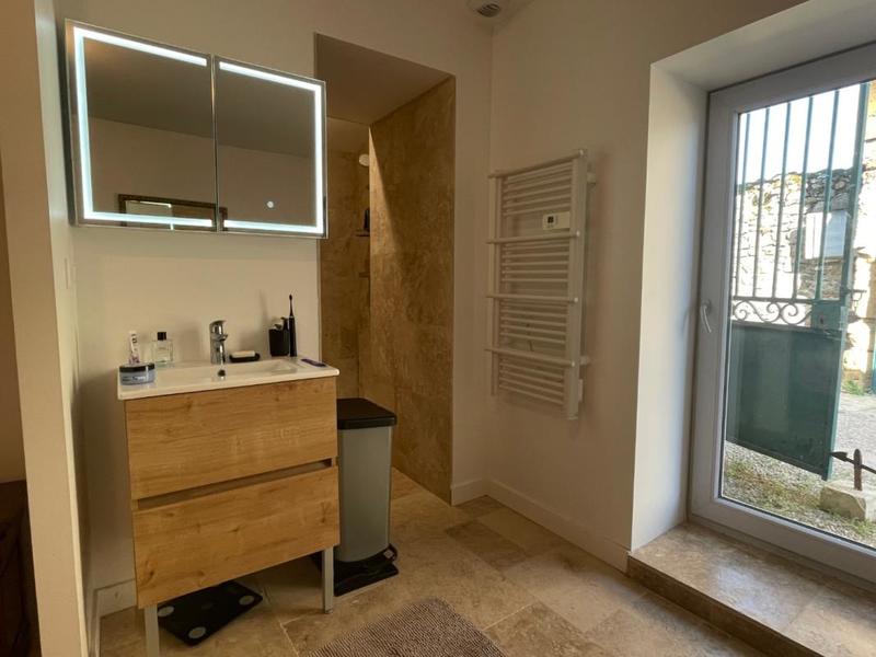 Propriété - 145 m² - 5 pièces