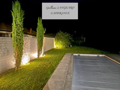 Maison - 227 m² - 6 pièces