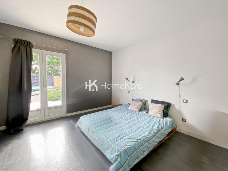 Maison - 200 m² - 5 pièces