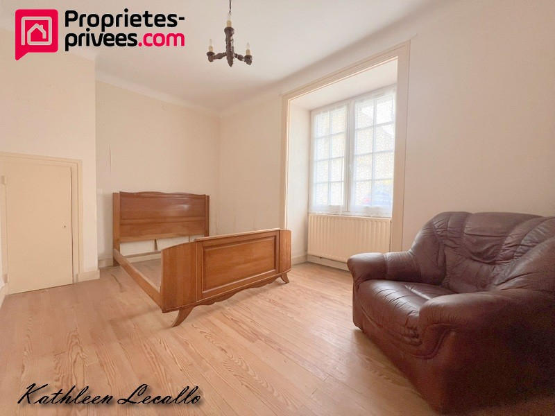 Maison - 102 m² - 6 pièces