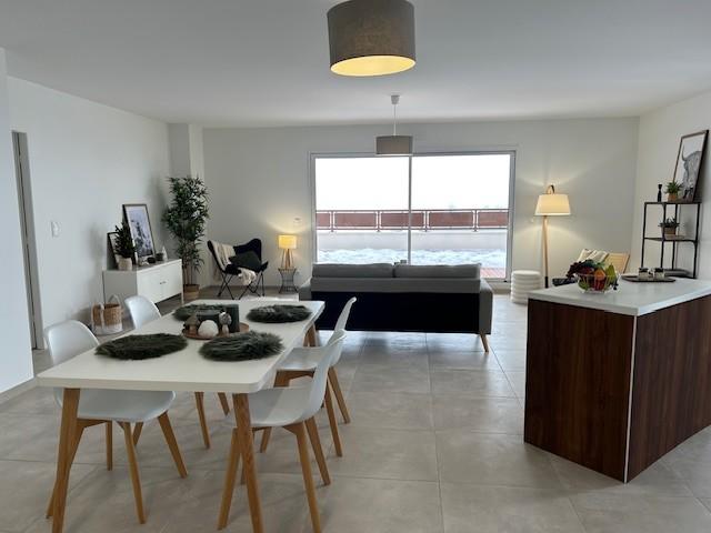 Appartement - 98 m² - 4 pièces