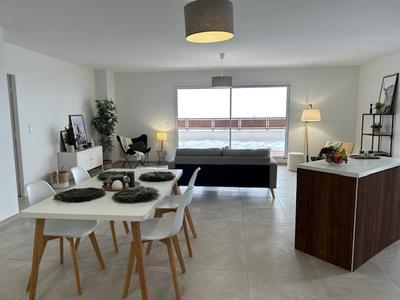 Appartement - 98 m² - 4 pièces