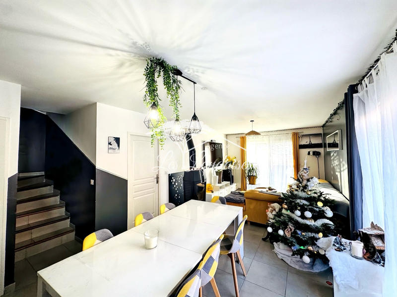 Maison - 114 m² - 5 pièces