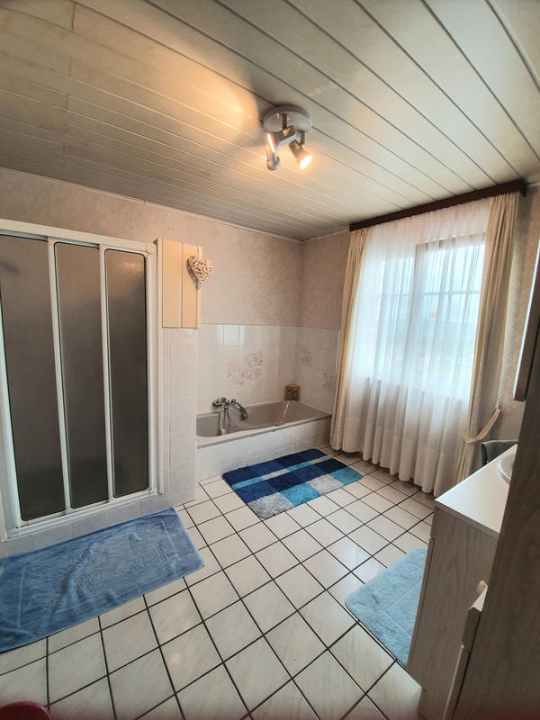 Maison - 136 m² - 7 pièces