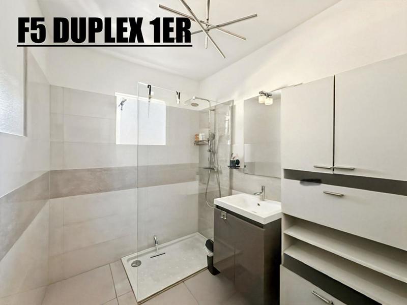 Immeuble - 170 m² - 7 pièces