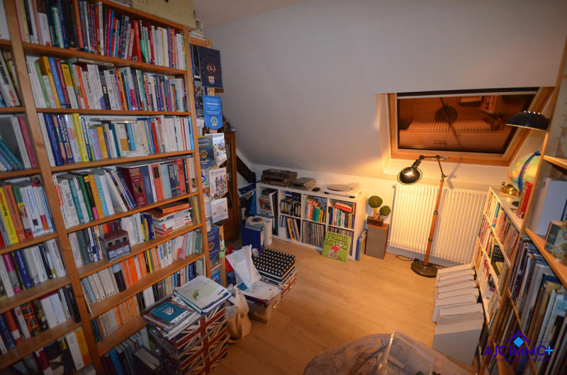 Appartement - 160 m² - 8 pièces