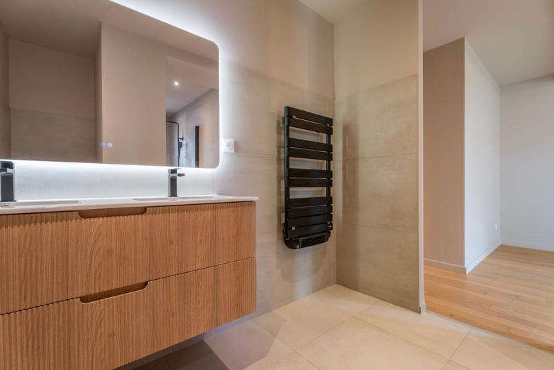 Maison - 182 m² - 6 pièces