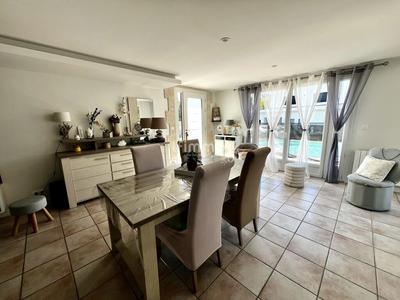 Maison - 100 m² - 4 pièces